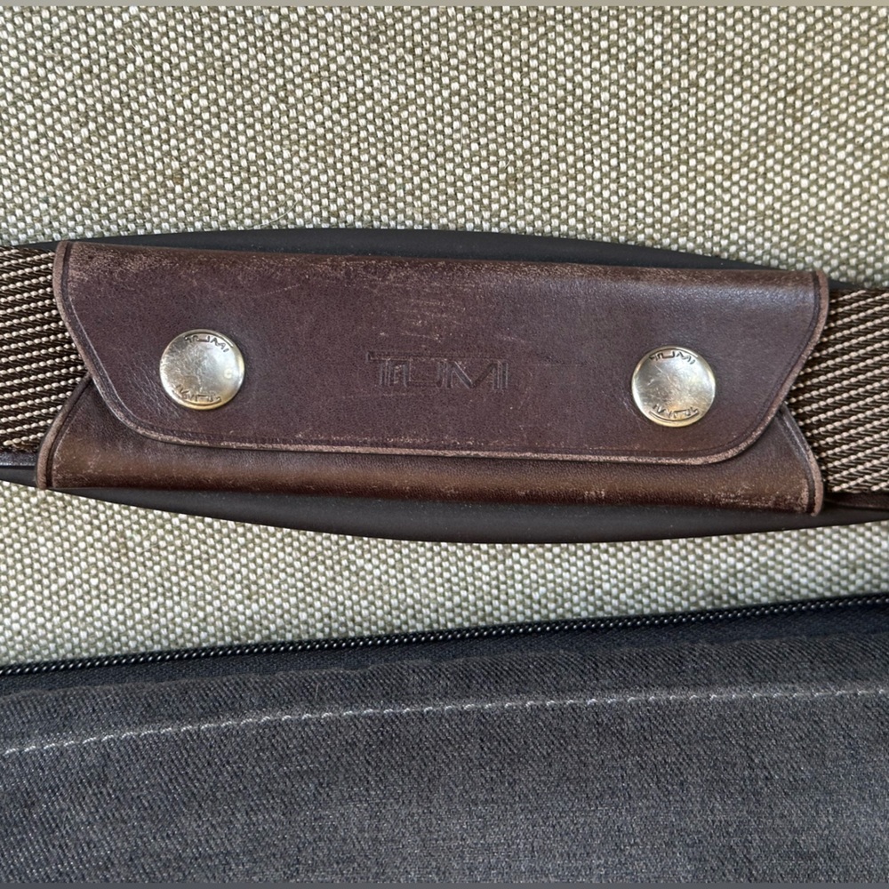 Tumi Alpha Bravo Yuma Slim Brief - Anthracite/Brown Leather - Picture 6 of 16